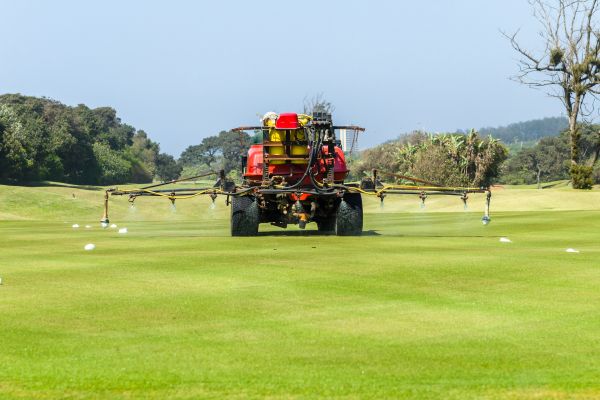 Golf Course Lawn Care in Salisbury
